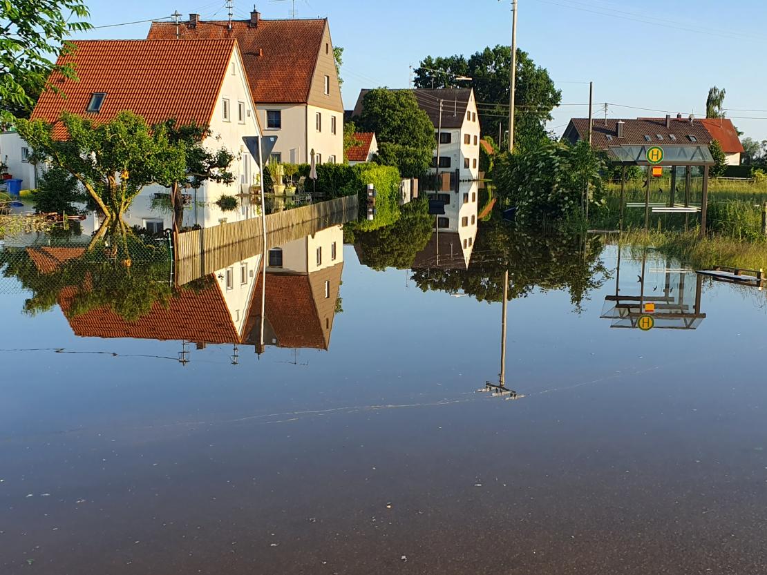 Hier sieht man das Hochwasser in Zusum.
