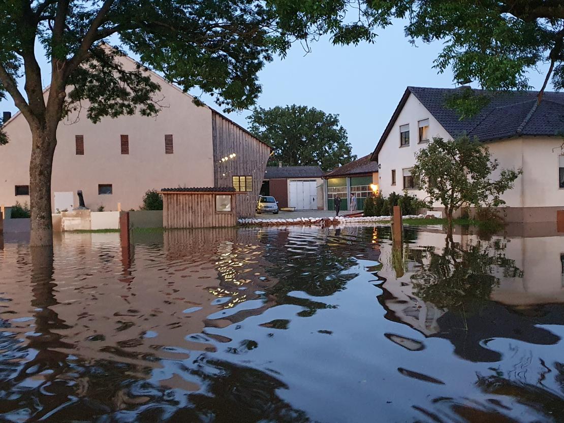 Hier sieht man das Hochwasser in Zusum.