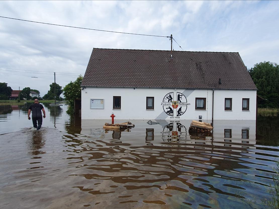 Hier sieht man das Hochwasser in Zusum.