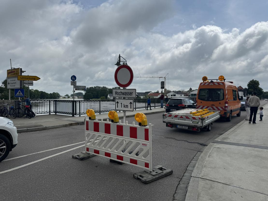 Sperrung Nordheim Hochwasser