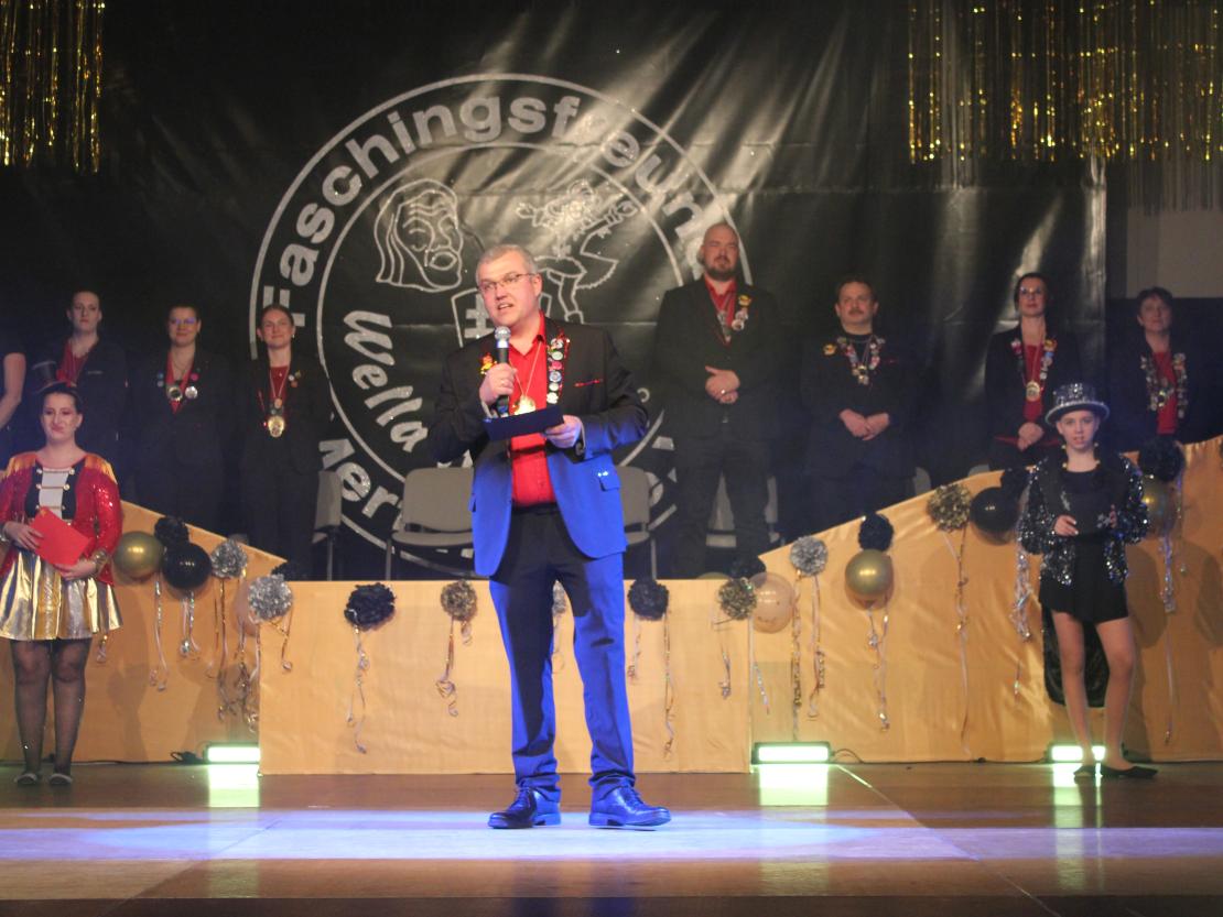 Impressionen der Mertinger Prunksitzung. 