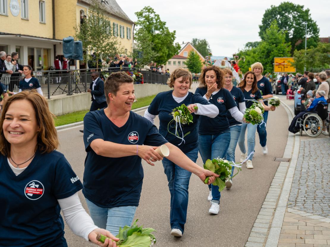 Feuerwehr Deiningen Festumzug 2025