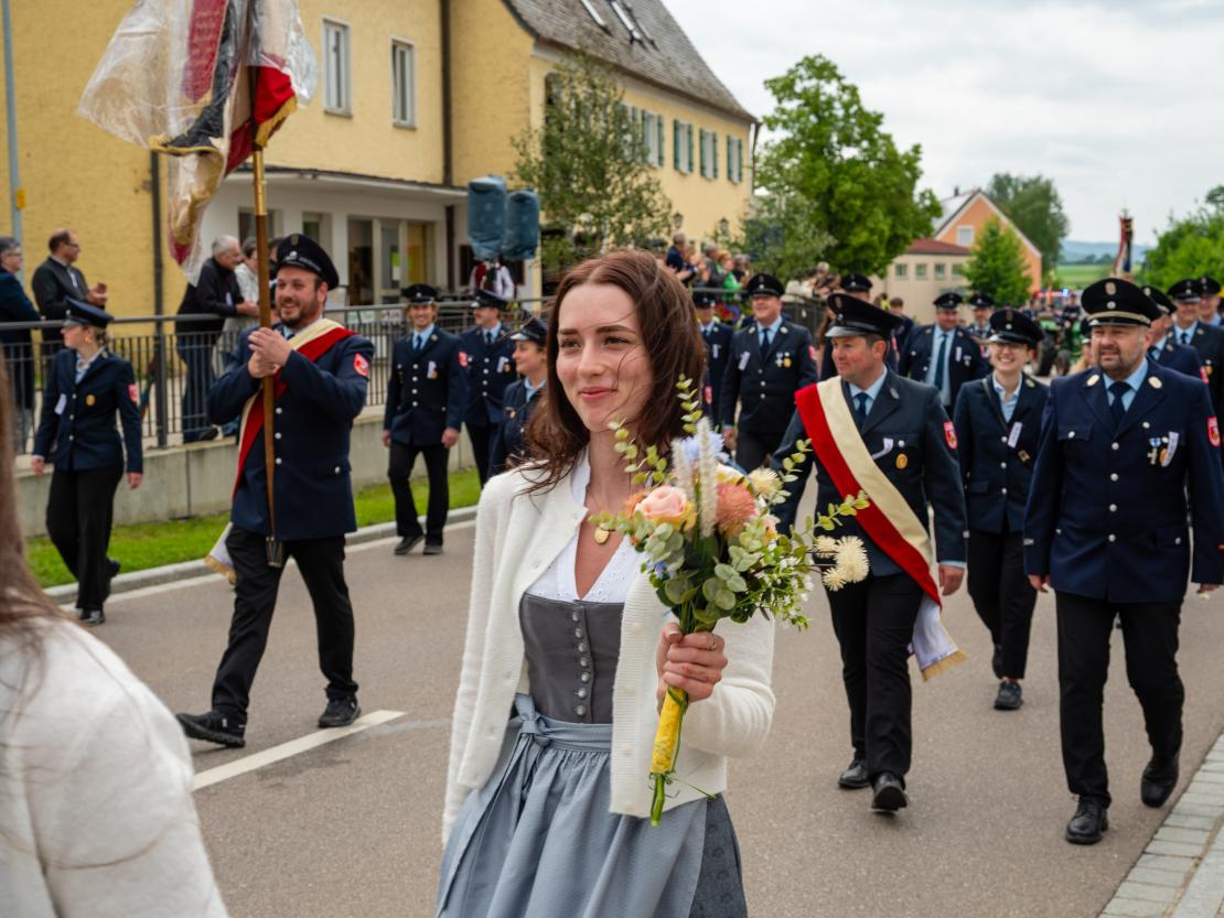 Feuerwehr Deiningen Festumzug 2025