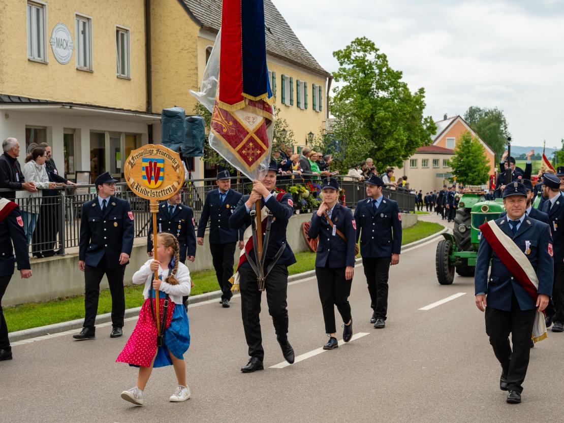 Feuerwehr Deiningen Festumzug 2025