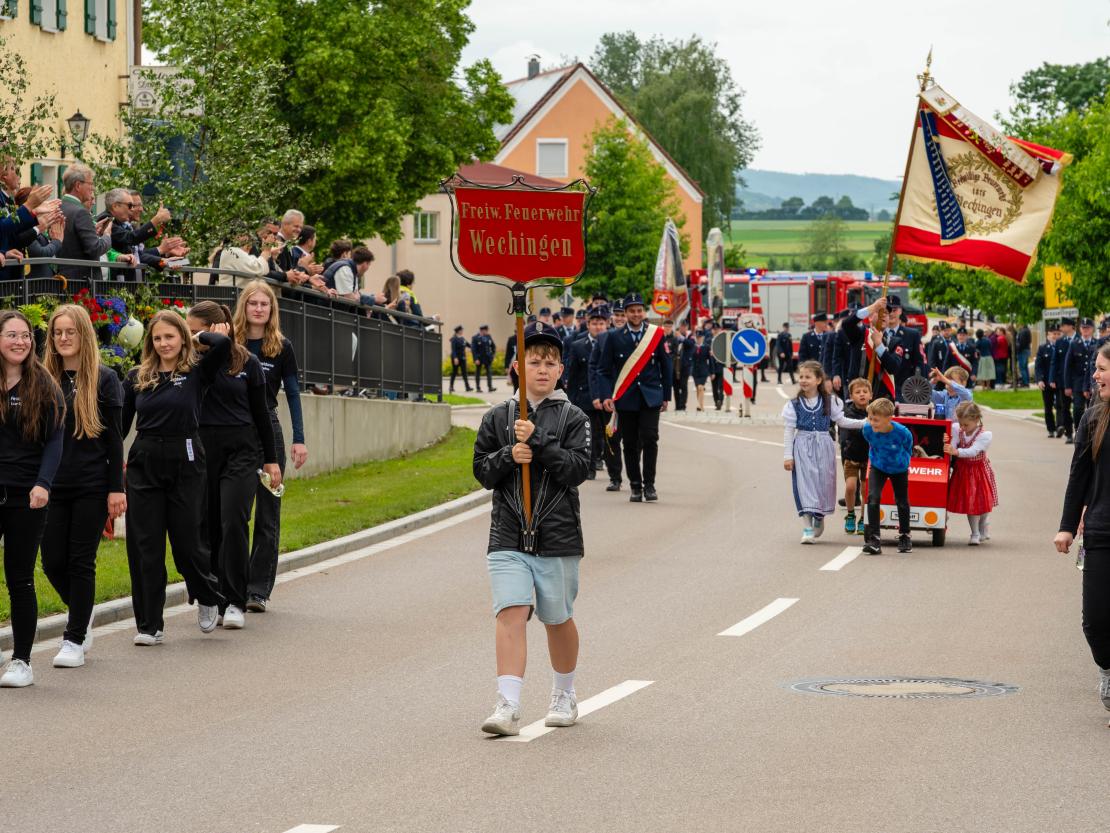 Feuerwehr Deiningen Festumzug 2025