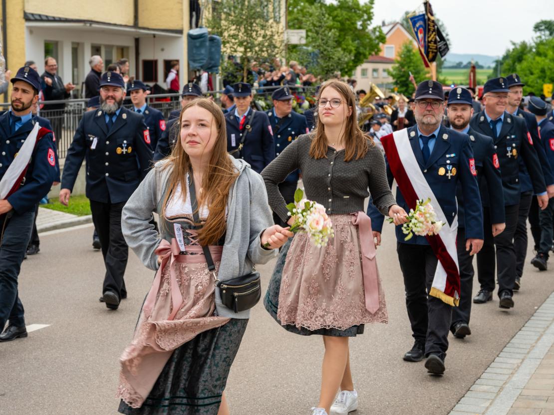Feuerwehr Deiningen Festumzug 2025