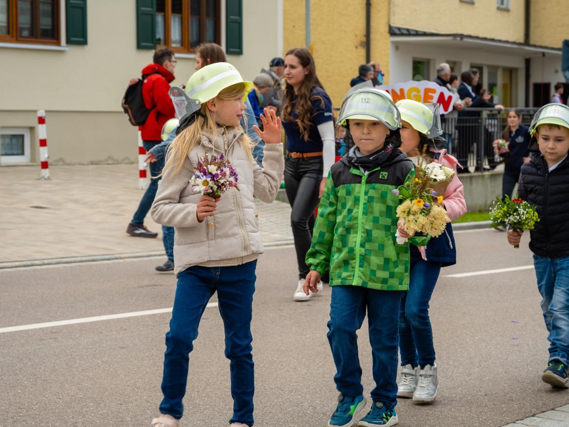 Feuerwehr Deiningen Festumzug 2025