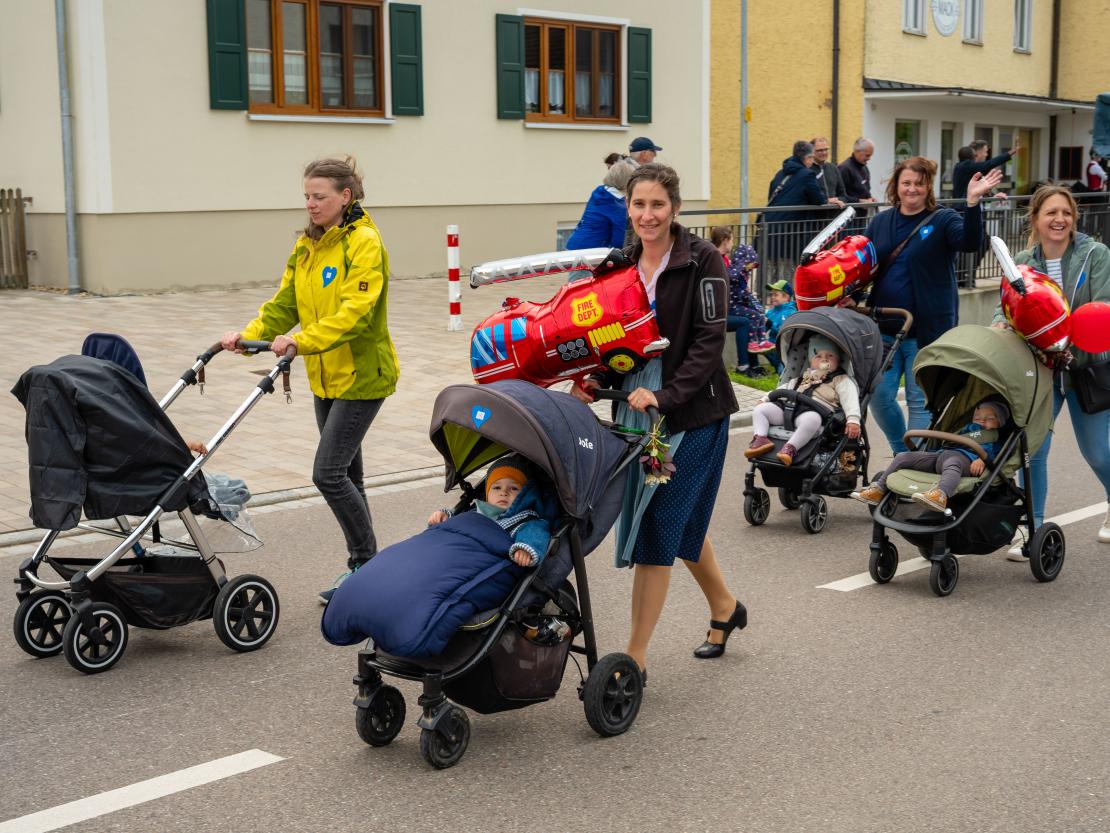 Feuerwehr Deiningen Festumzug 2025