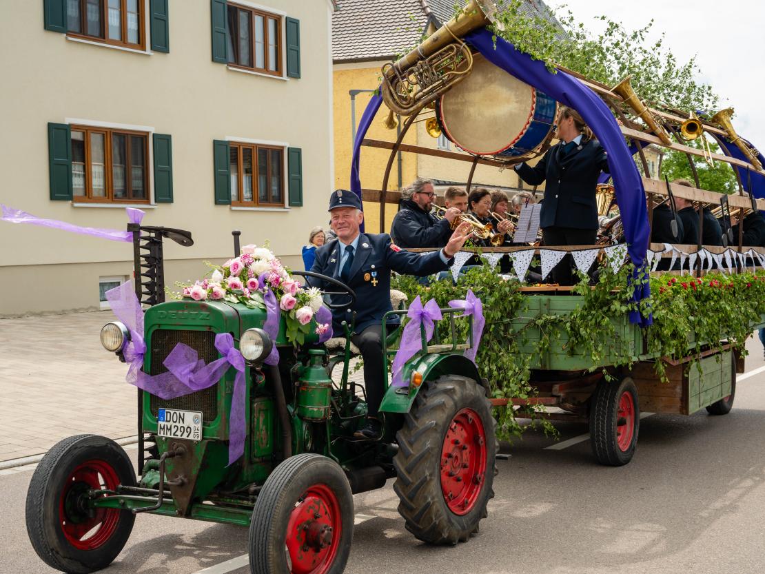 Feuerwehr Deiningen Festumzug 2025