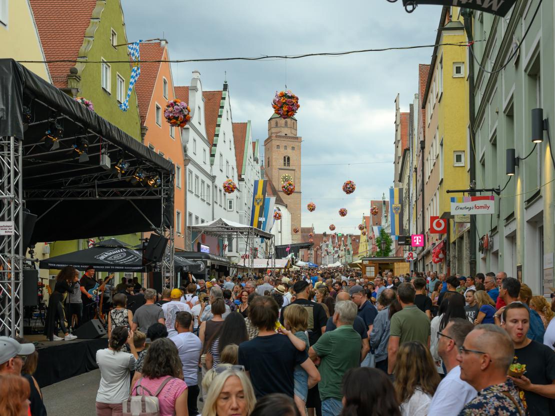 Reichsstraßenfest 2025