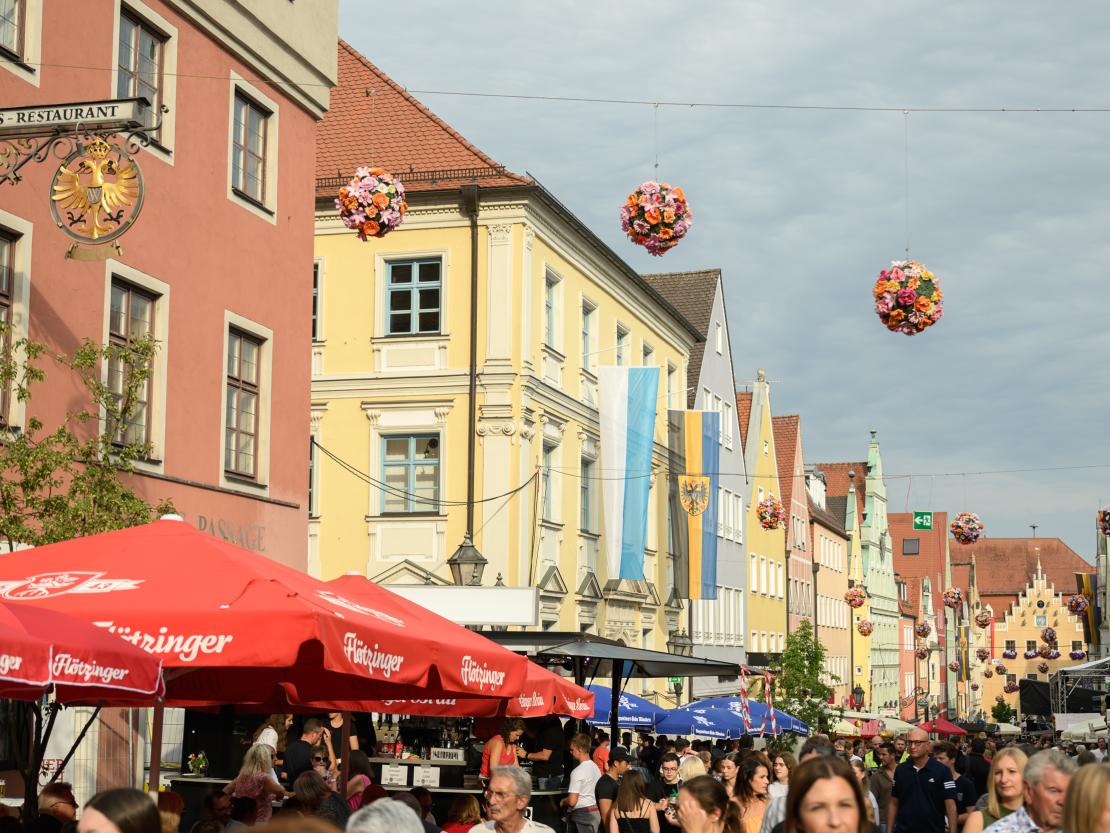 Reichsstraßenfest 2025