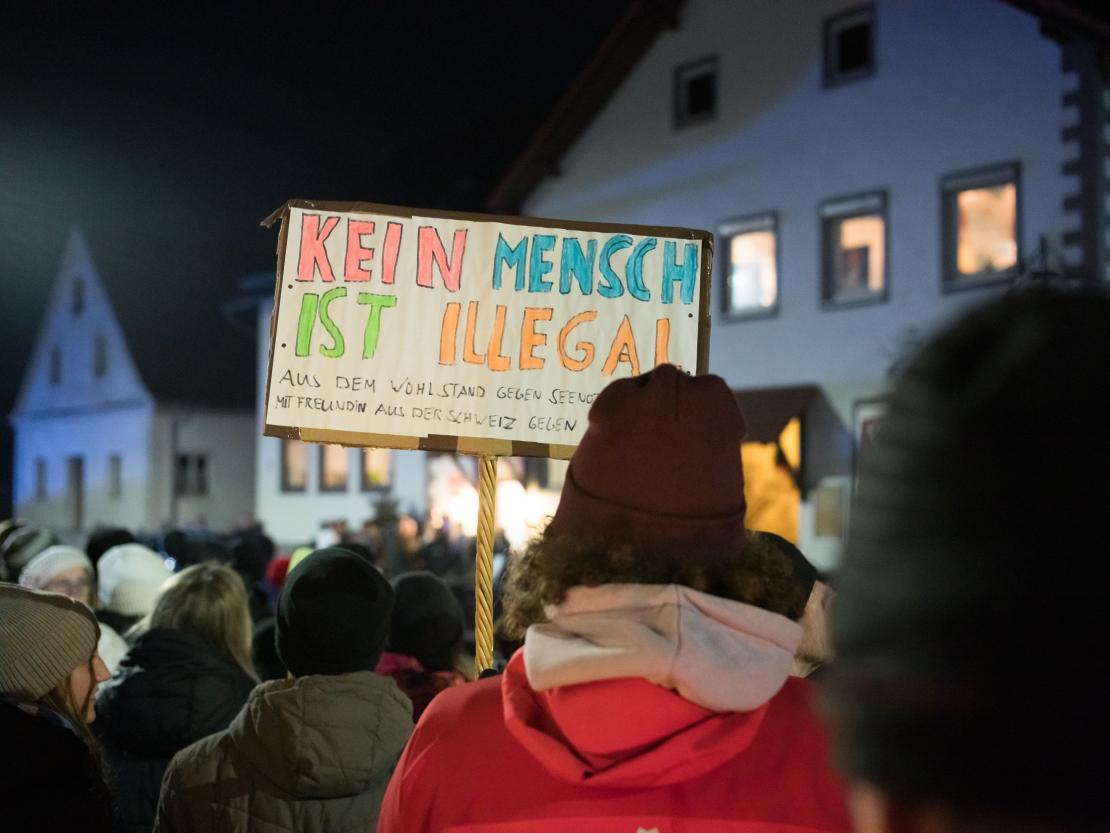 Wahlkampfveranstaltung AfD und Gegendemo