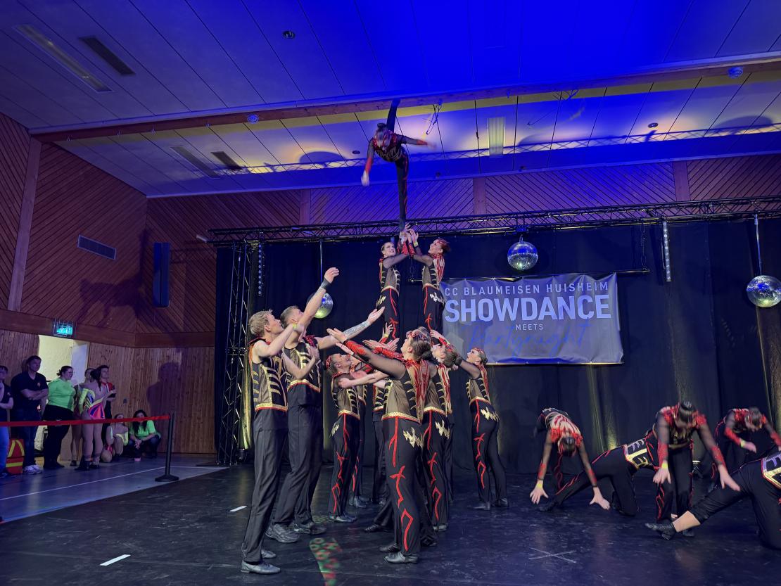 Showtanz meets Party Night in Huisheim