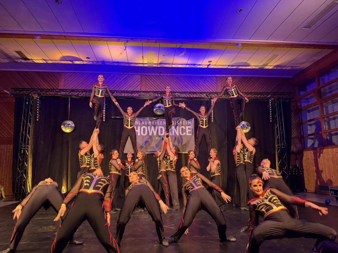 Showtanz meets Party Night in Huisheim