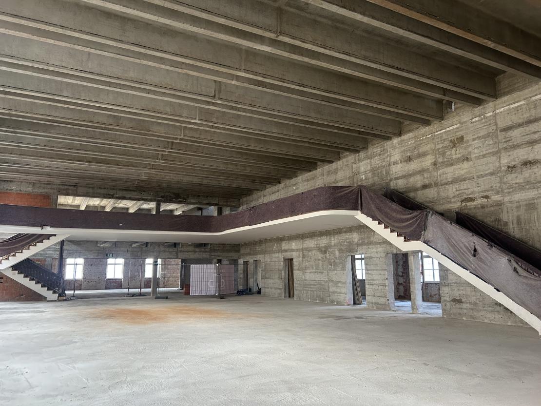 Das Gebäude ist nun vollständig entkernt. 