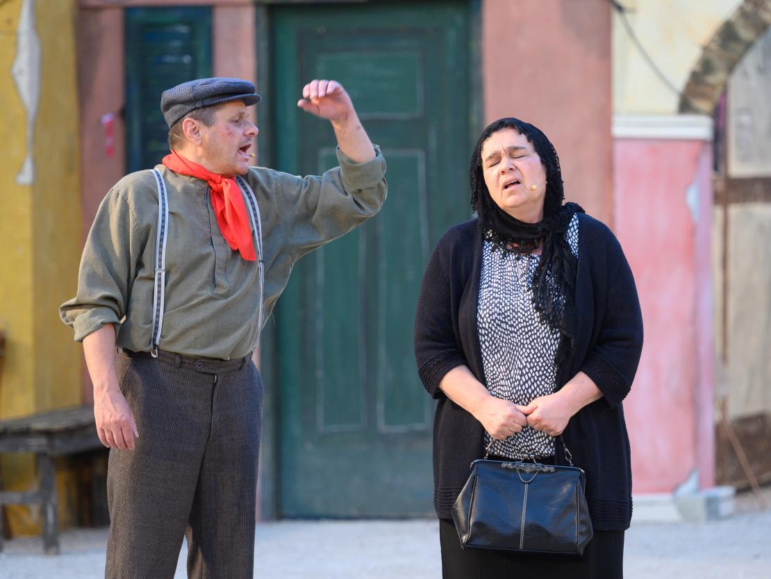 Don Camillo und Peppone