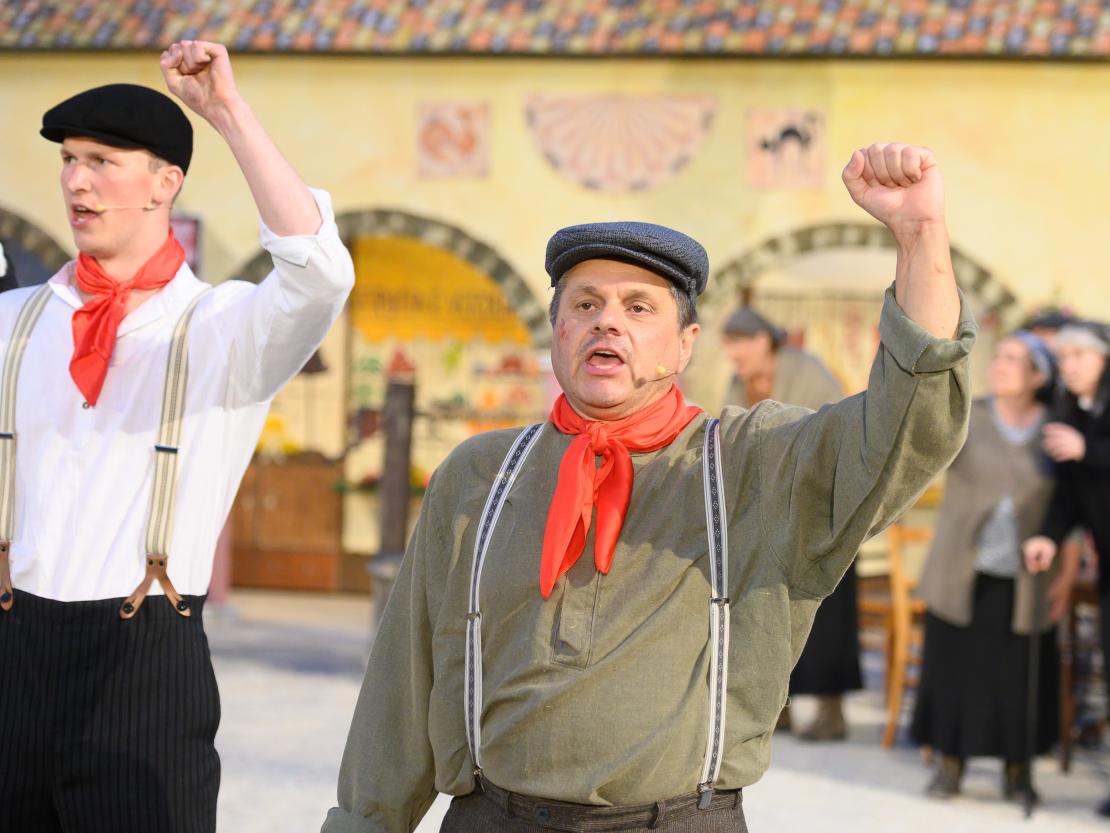 Don Camillo und Peppone