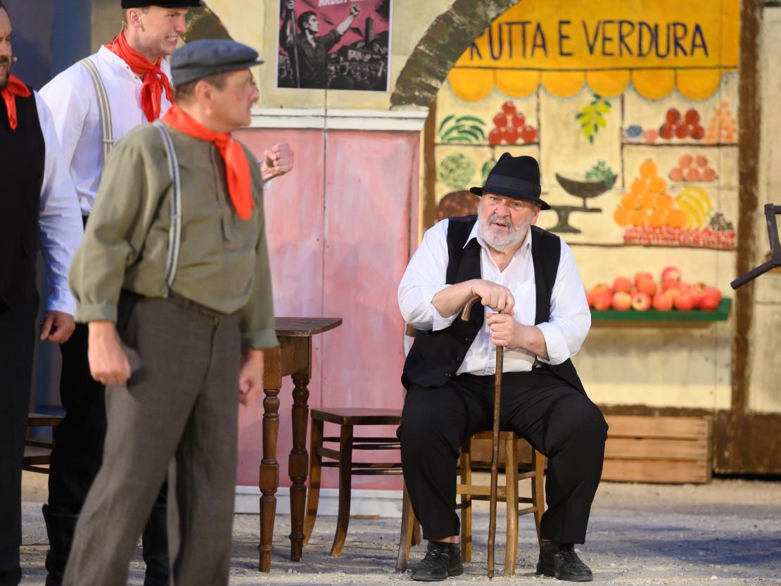 Don Camillo und Peppone