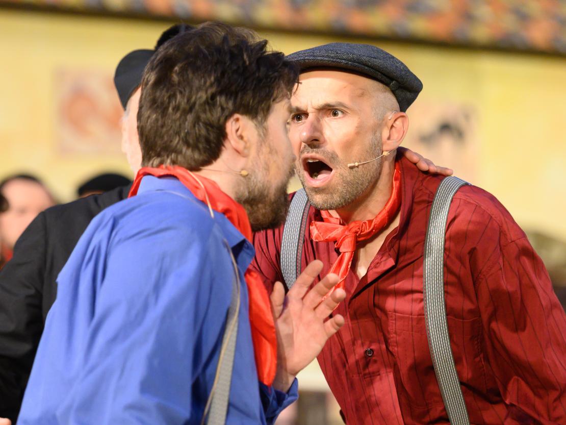 Don Camillo und Peppone