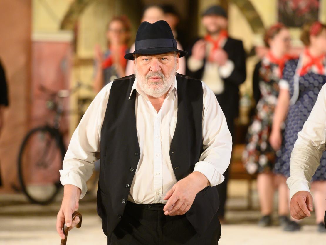 Don Camillo und Peppone