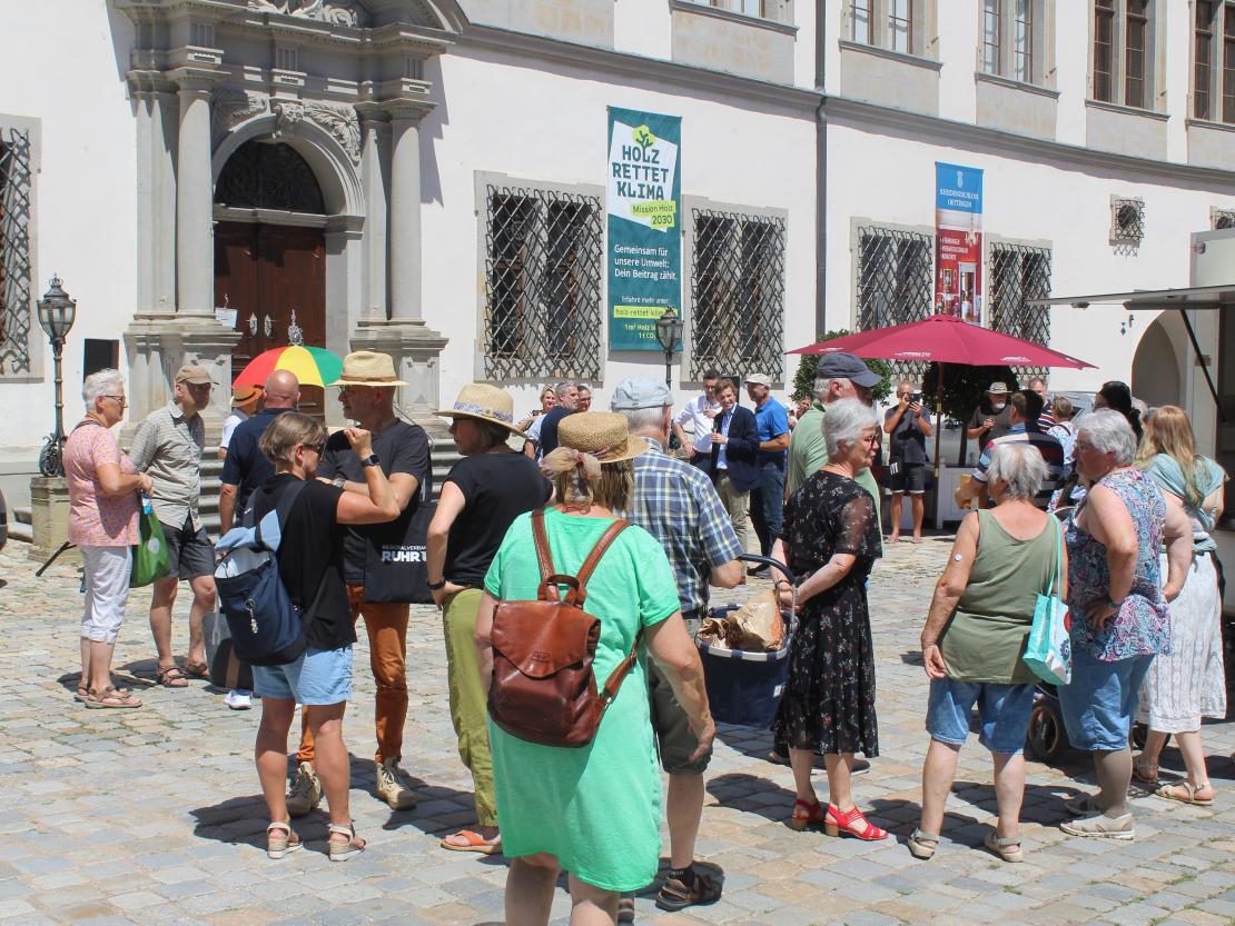 Neueröffnung Wochenmarkt Oettingen 2026