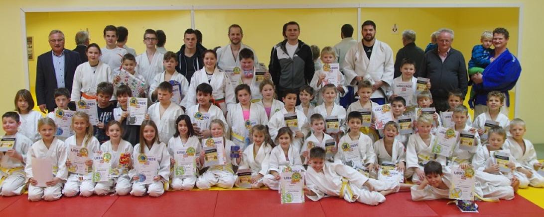 Gruppenbild_Spieletraining 2016