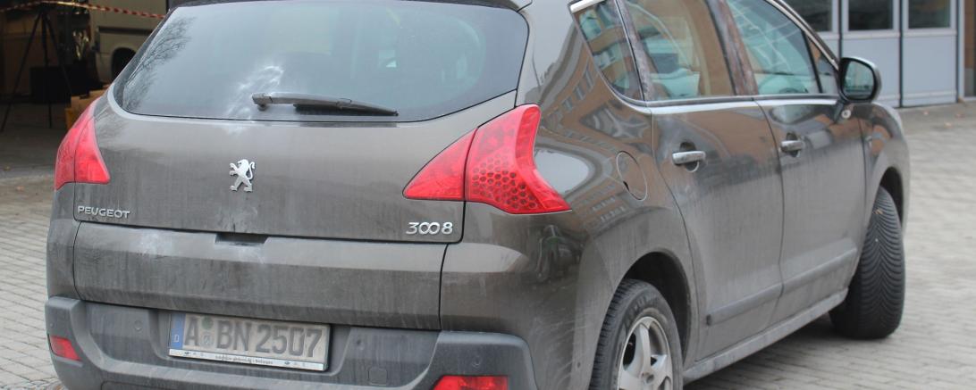 Peugeot_hinten