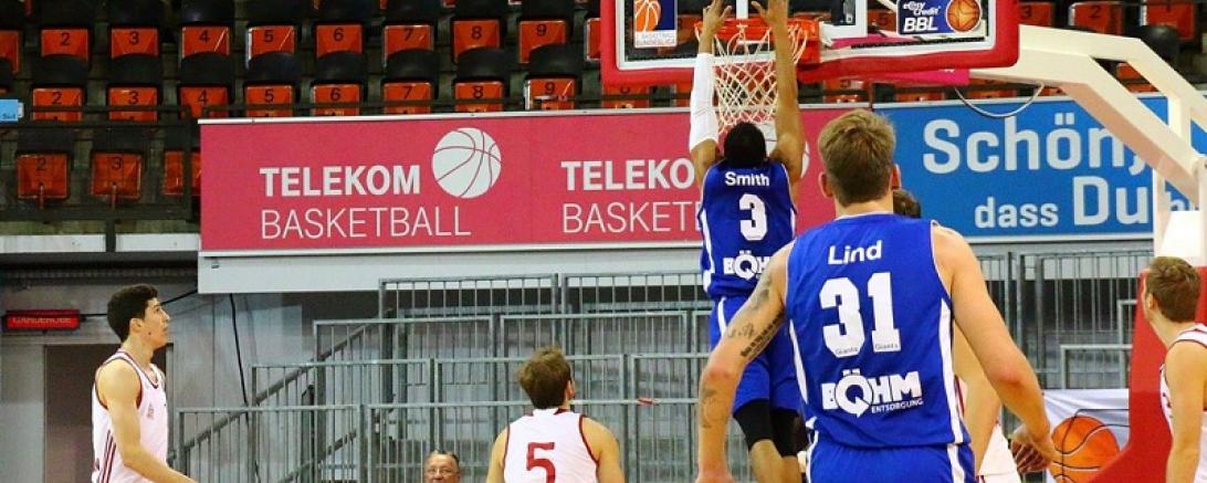 Spieltg.-6-FCBB-Giants-80-78-102-1200x800