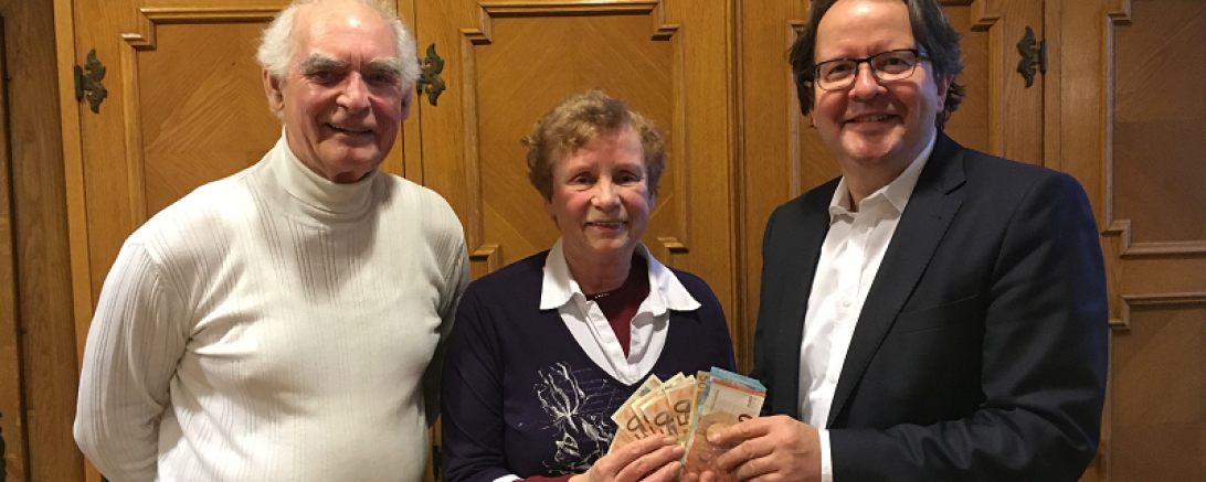 Knitel spendenübergabe an Bürger in Not 2