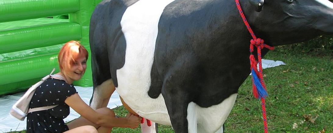 Bei „Bauer sucht Frau“ beginnt das Volksfest diesmal gleich im Hof!