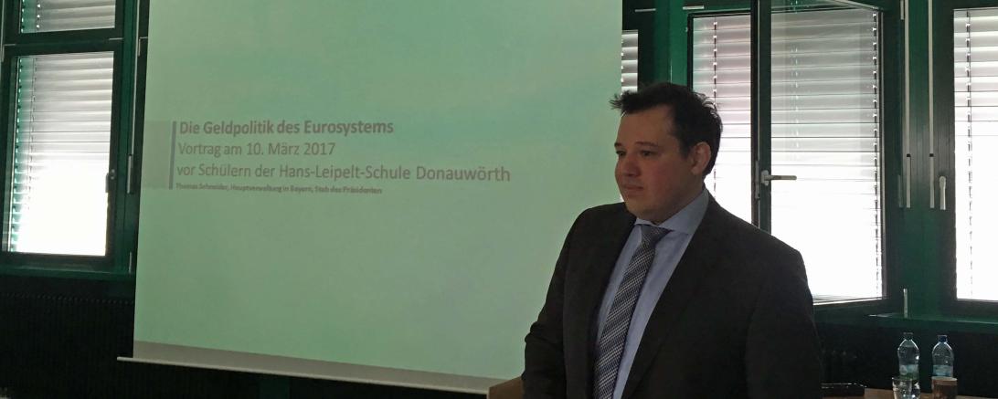 Die Bundesbank zu Besuch bei der Hans-Leipelt Schule in Donauwörth