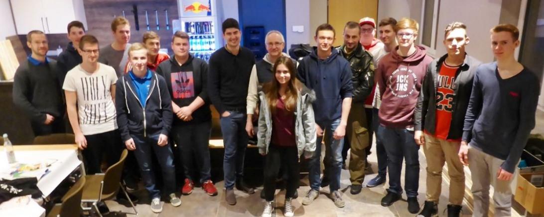 Polizei mit Tipps beim Treffen der Donauwörther Jugendtreffs