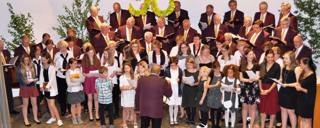 Bild 1 Zeitung Großer Chor