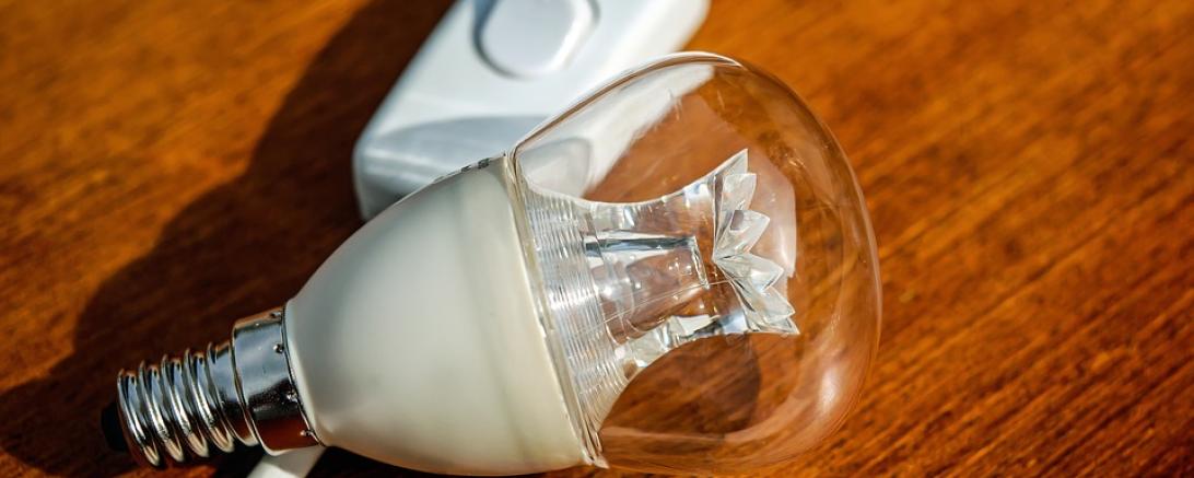 light-bulb-1640351_960_720 (1)