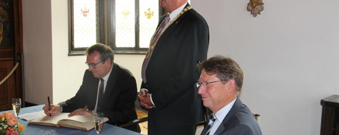 Bayer_Justizfußballmeisterschaft_Empfang (15)