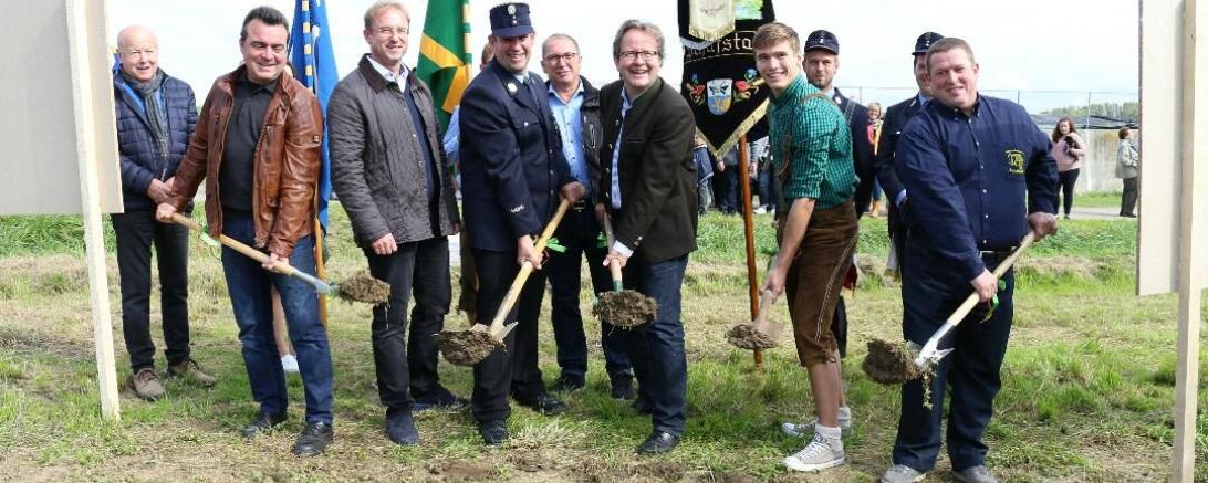 092117 Spatenstich Dorfgemeinschaftshaus Schäftstall