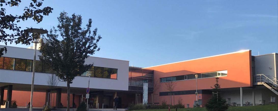 E5E7ABD2-B597-49D8-BCED-D0FB5A1C5306