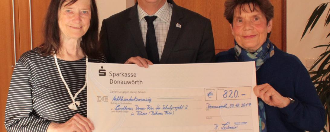 Spendenübergabe Frauenbund