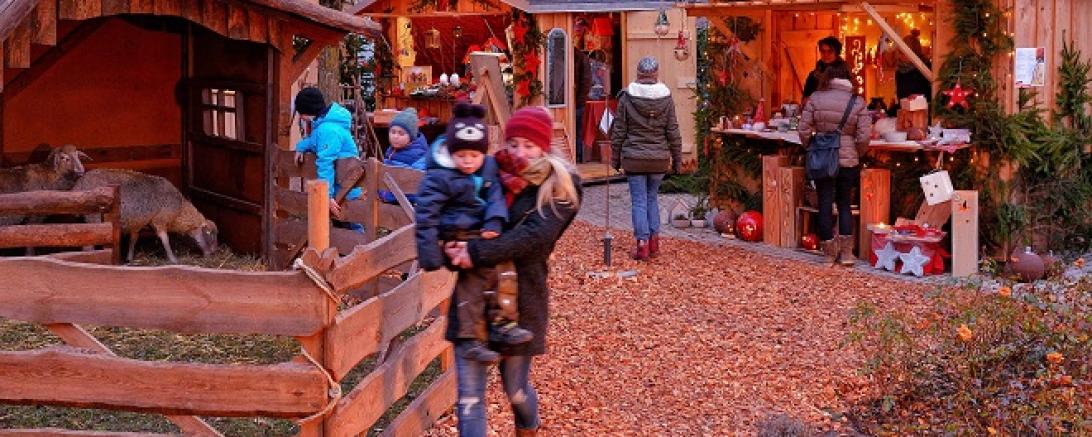 01 Stadt Oettingen_Christkindlesmarkt Oettingen@Werner Rensing