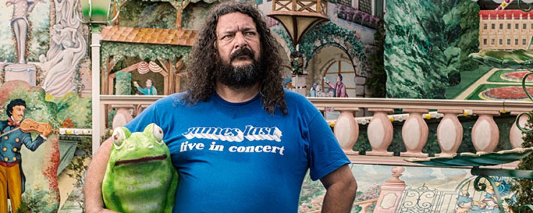 Das Bild zeigt einen Mann namens Bembers. 