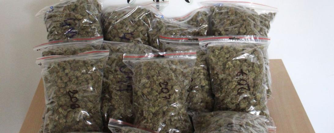 Beschlagnahmte 4kg Marihuana