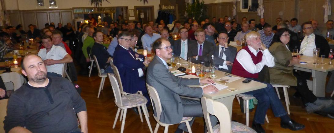 Viele Personen der BBV Donau Ries bei der Ortsobmann-Versammlung
