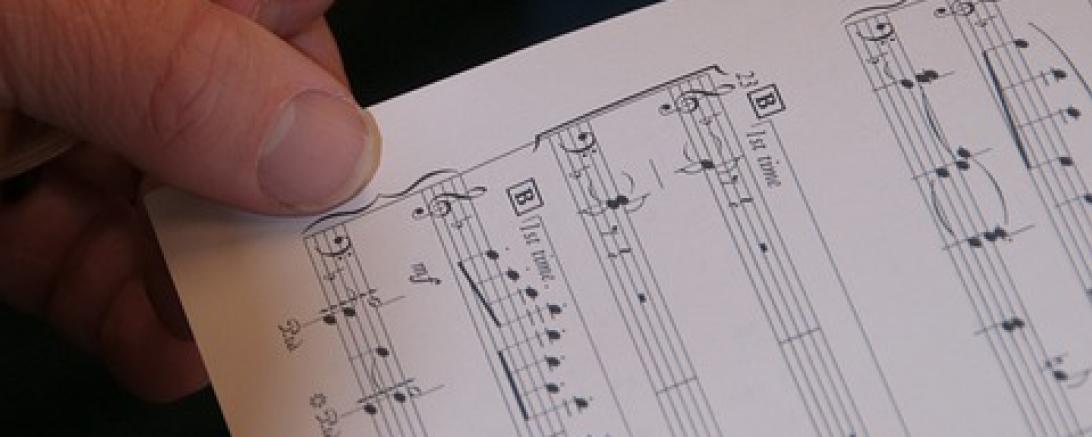 Das Bild zeigt einen Liedtext. 