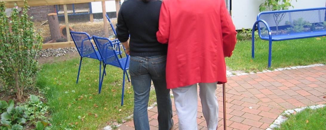 dependent-441408_960_720