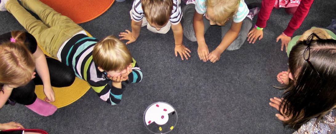 kindergarten-504672_960_720