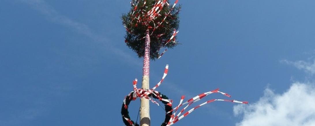 maypole-771283_640 (1)