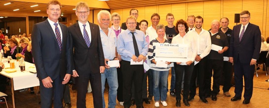 Möttingen125J_SpendenGruppenbild_ZUB