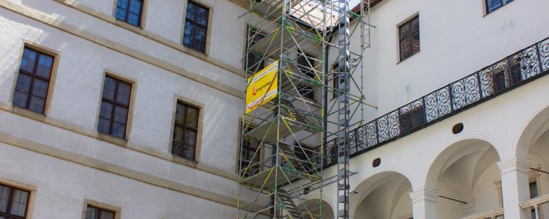 GEDA_300ZZP_Schloss_Neuburg_Deutschland_072018_02