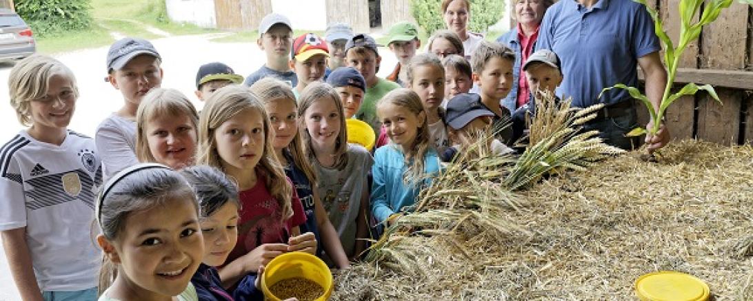 Bild 3 Großhauser 2018v. Fr. Schallert