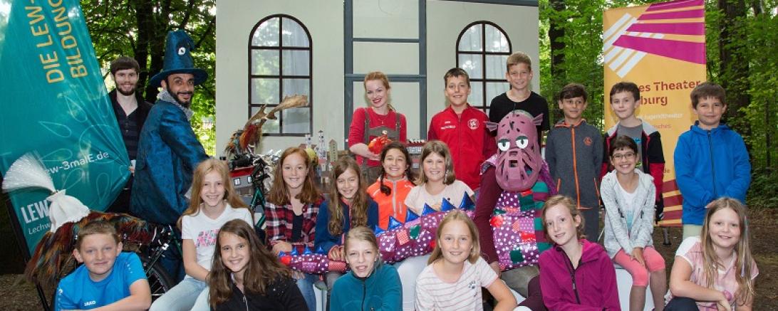 3malE Der kleine Wasserdrache